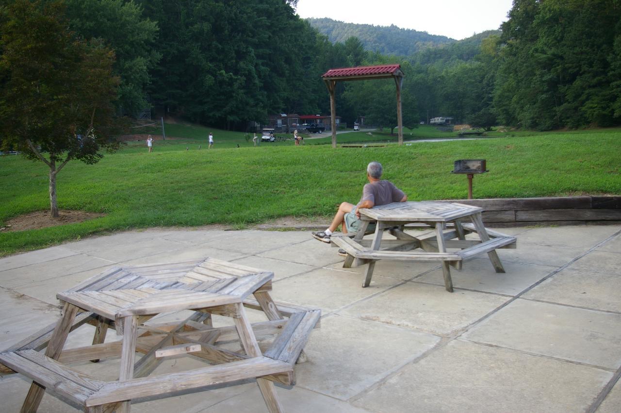 Green Mountain Park Lenoir Extérieur photo